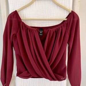 Windsor Top/Blouse, size M. Very flattering and elegant with sheer sleeves!